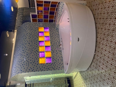 Устройте незабываемый отдых любимым в роскошном комплексе «Империя» со скидкой 50%! Устройте незабываемый отдых любимым в роскошном комплексе «Империя» со скидкой 50%!