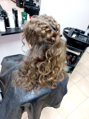 Наведите красоту со скидкой до 48% в салоне красоты «Монталь»!