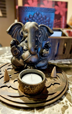 Тара, индийский салон